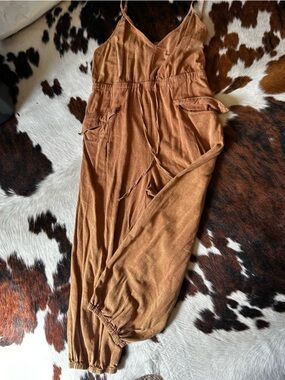 eesome Rust Brown Sleeveless Jumpsuit